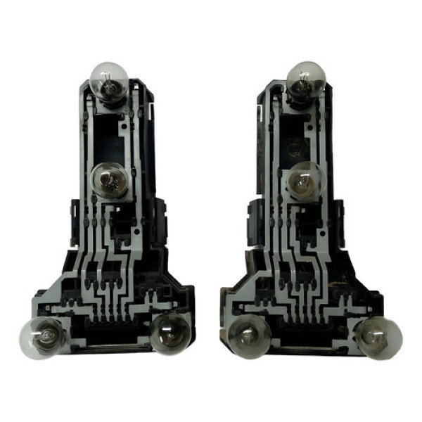 Par Circuito Lanterna Traseira Passat Variant 97 98 99 00 Direito Preto